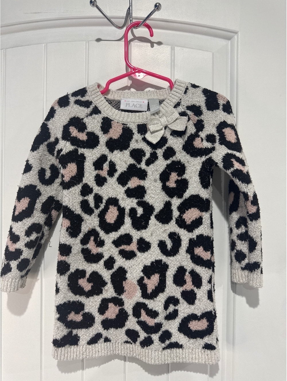 The Childrenโs Place Girlsโ Leopard Print Sweater Dress โ 18โ24M